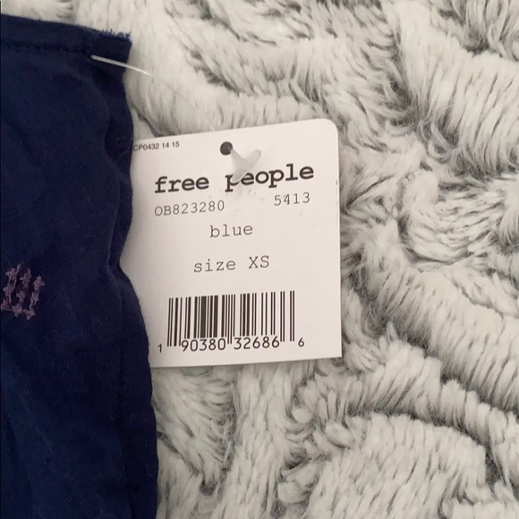 Free People Blue Embroidered Cropped Blouse XS - Picture 4 of 8
